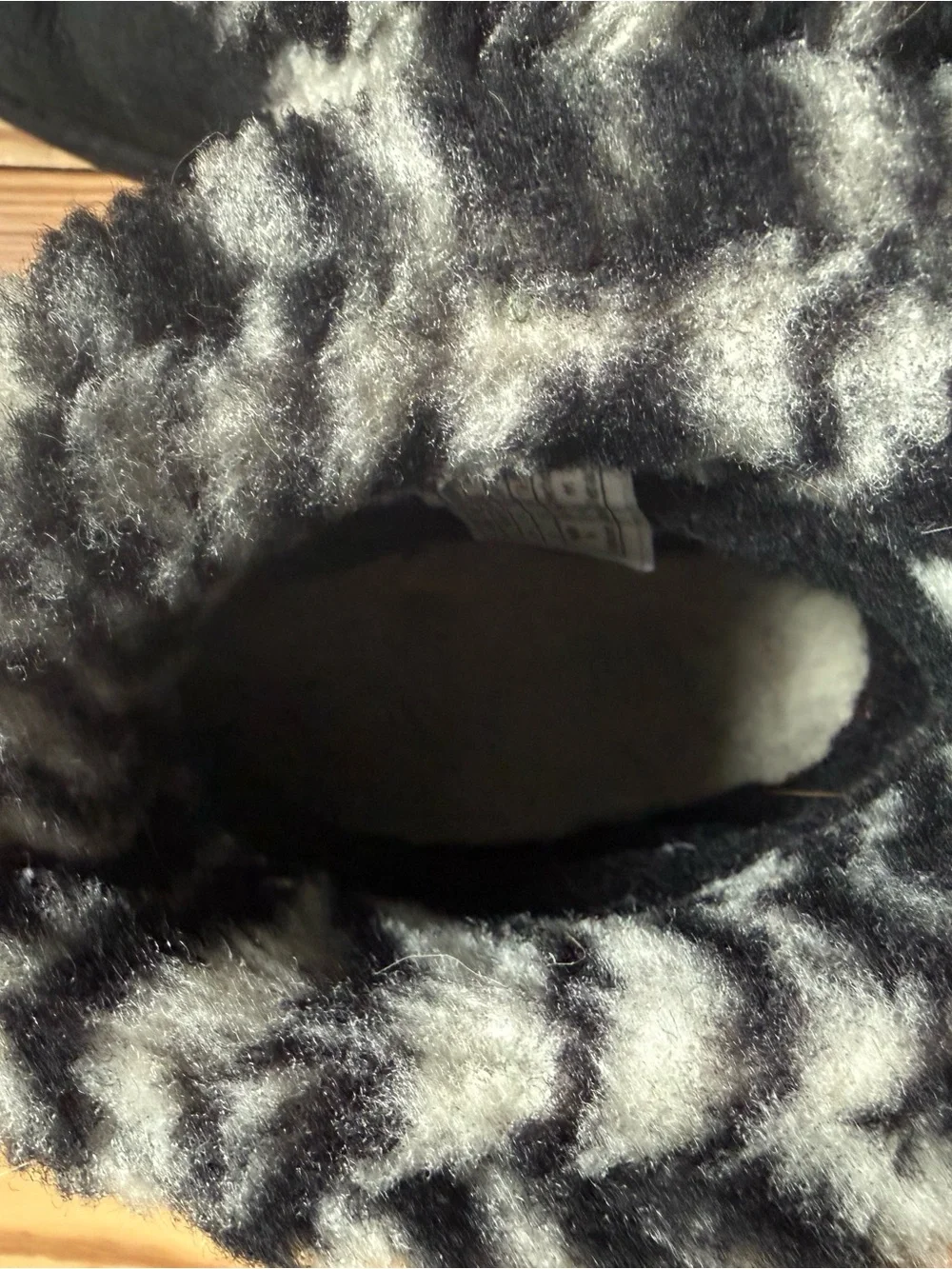 UGG short boots